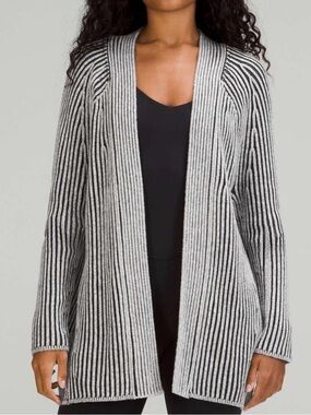 Lululemon Cotton Cashmere Blend Sweater Wrap Gray Layering NWOT Women 12 long